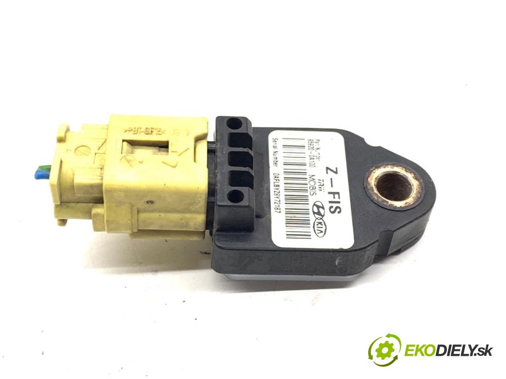 HYUNDAI i30 Kombi 2011 66 kW 1.6 CRDi 1582 Snímač nárazu 95920-0A100 (Snímač nárazu)