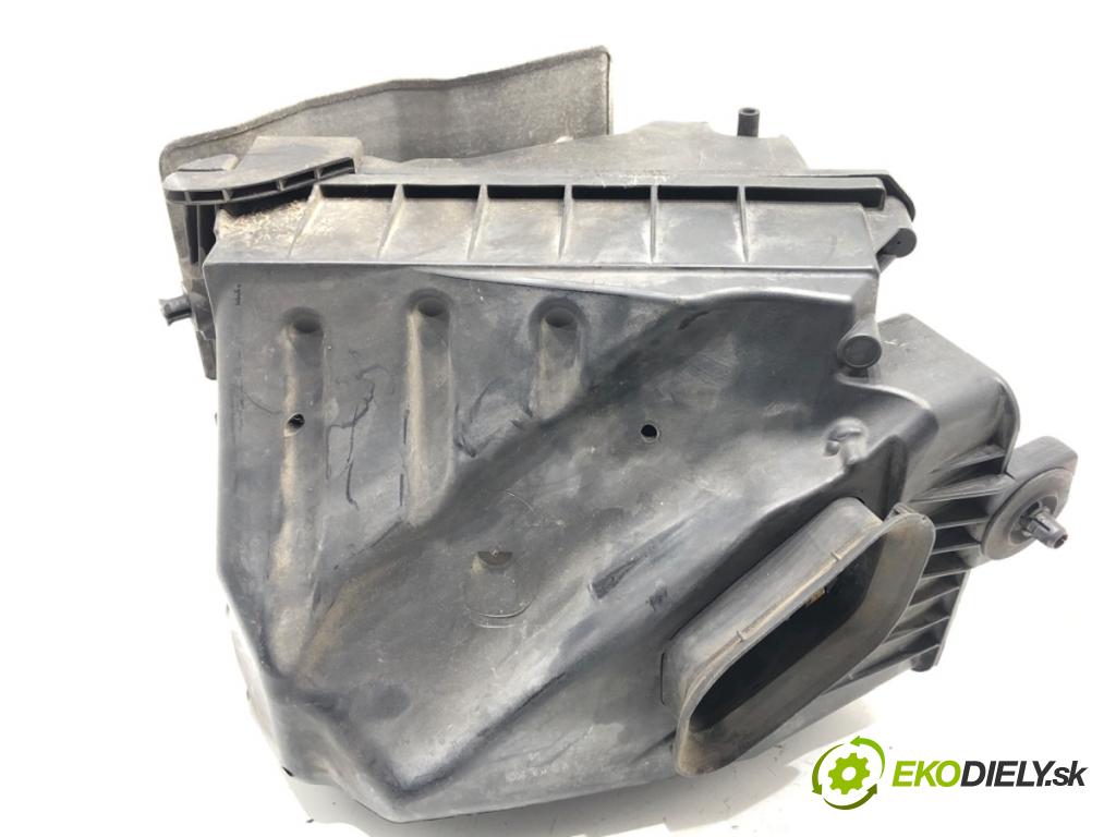 AUDI A4 B7 sedan 2006 103 kW 2.0 TDI 1968 Obal filtra vzduchu 03G133835 (Obal vzduchového filtra)