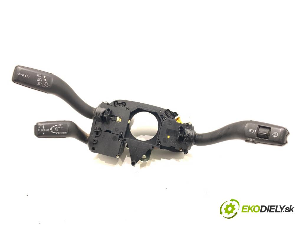 AUDI A4 B7 sedan 2006 103 kW 2.0 TDI 1968 Prepínač kombinovaný 8E0953549Q (Prepínacie páčky pod volantom)