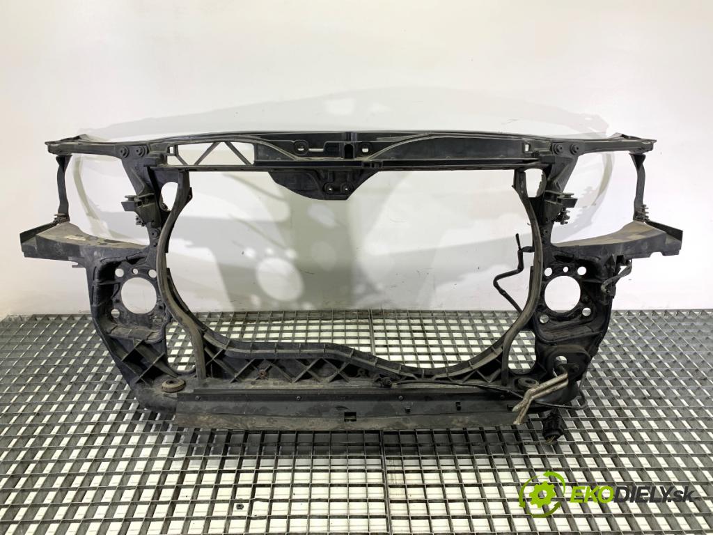 AUDI A4 B7 sedan 2006 103 kW 2.0 TDI 1968 držák přední část 8E0805594E (Přední výztuha)