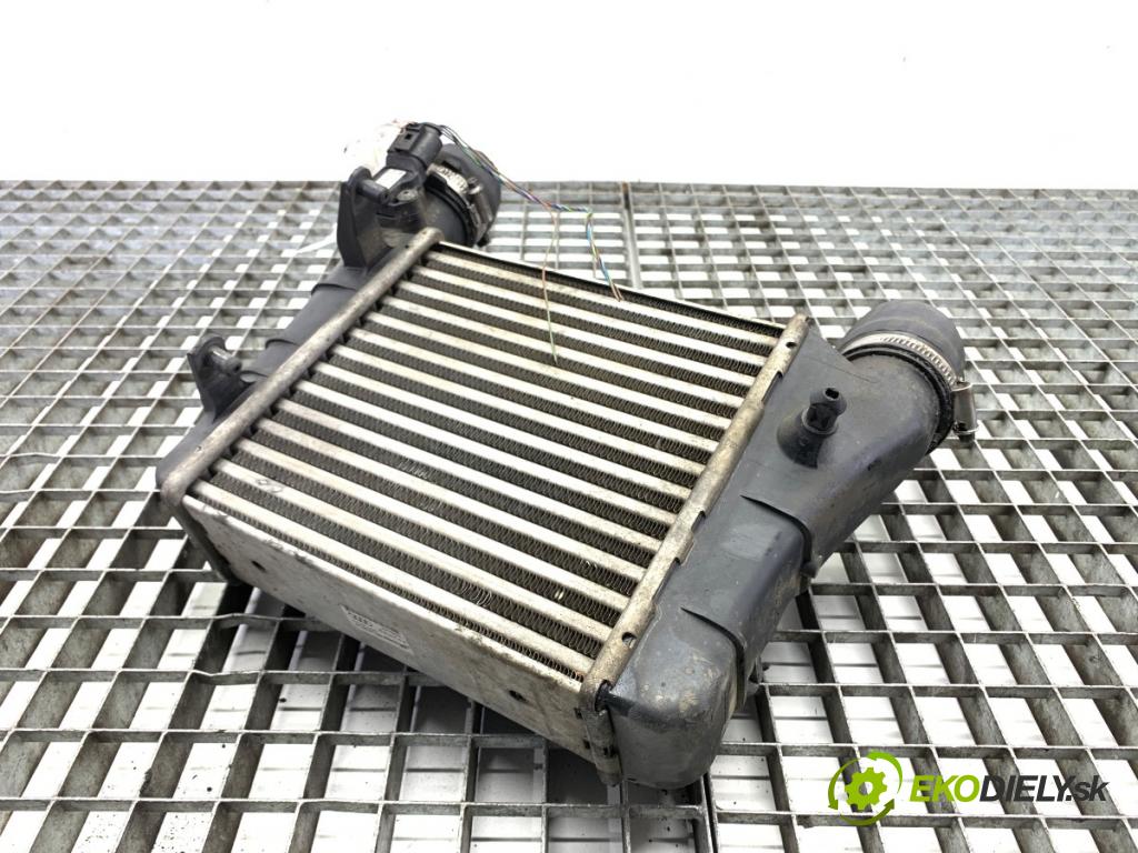 AUDI A4 B7 sedan 2006 103 kW 2.0 TDI 1968 intercooler 8E0145805AA (Intercooler (chladič nasávaného vzduchu))