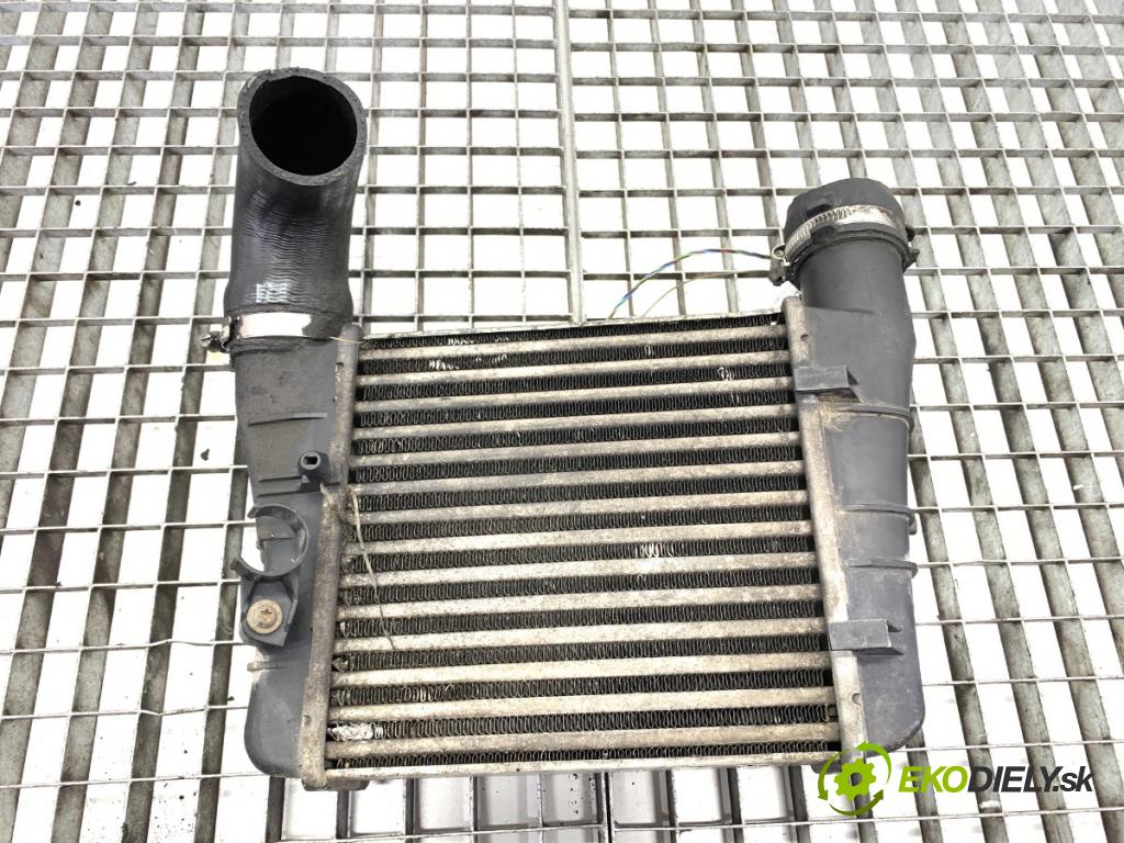 AUDI A4 B7 sedan 2006 103 kW 2.0 TDI 1968 intercooler 8E0145805AA (Intercooler (chladič nasávaného vzduchu))