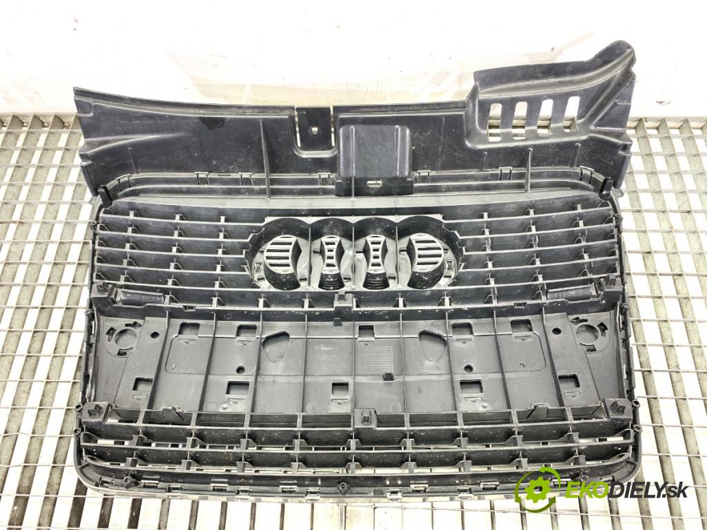 AUDI A4 B7 sedan 2006 103 kW 2.0 TDI 1968 mřížka maska 8E0853651J (Přední mřížka (maska chladiče))