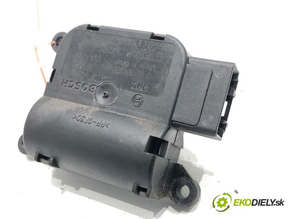 AUDI A4 B7 sedan 2006 103 kW 2.0 TDI 1968 Motor kúrenia 8E1820511F