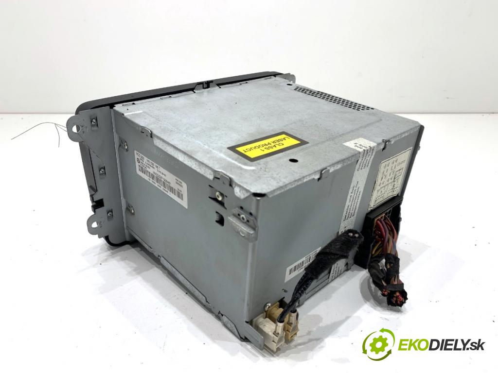 VW PASSAT B6 Kombi 2007 103 kW 2.0 TDI 1968 RADIO 1K0035186T (Audio zariadenie)