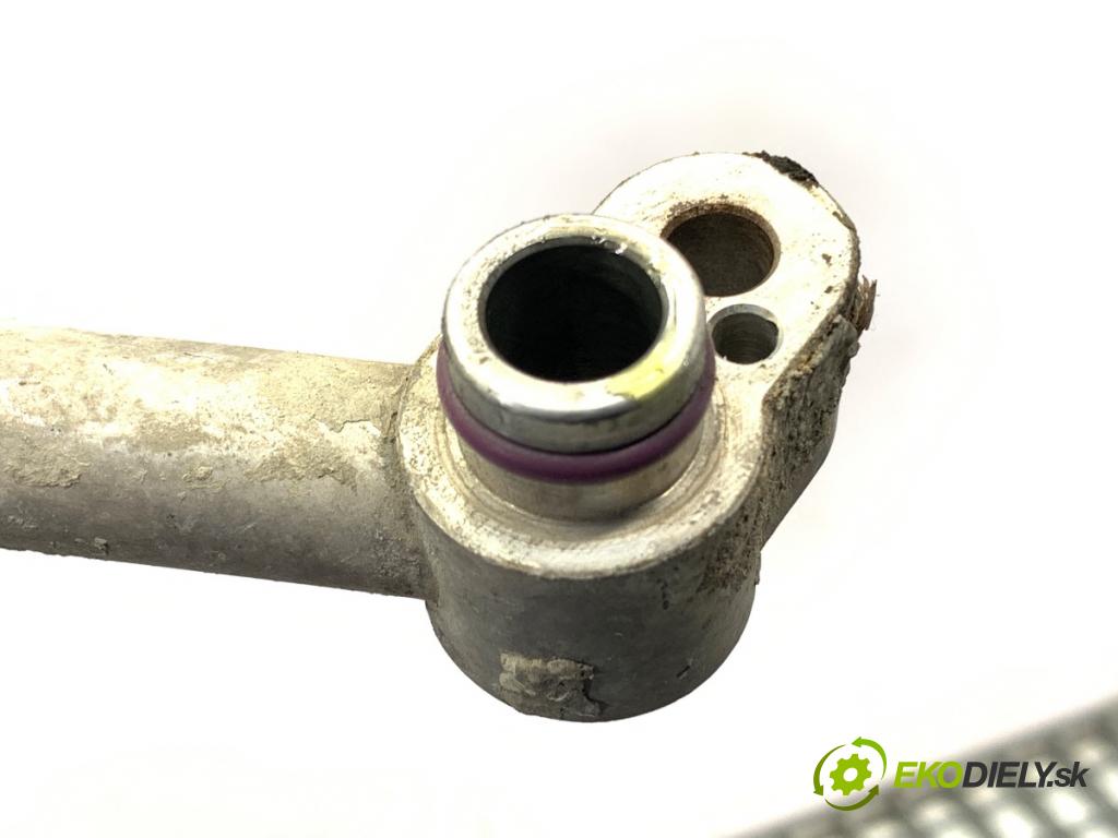 VW PASSAT B6 Kombi 2007 103 kW 2.0 TDI 1968 rúrka klimatizace 3C0820743BF (Trubka klimatizace)