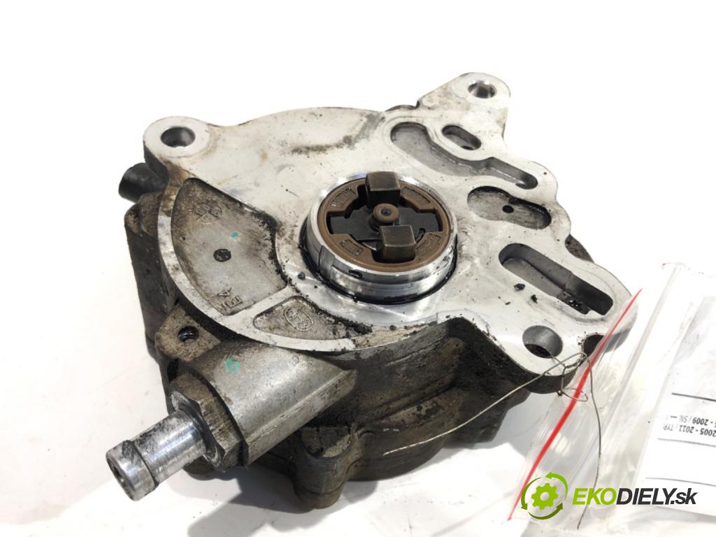 VW PASSAT B6 Kombi 2007 103 kW 2.0 TDI 1968 Pumpa vákuová 03G145209C