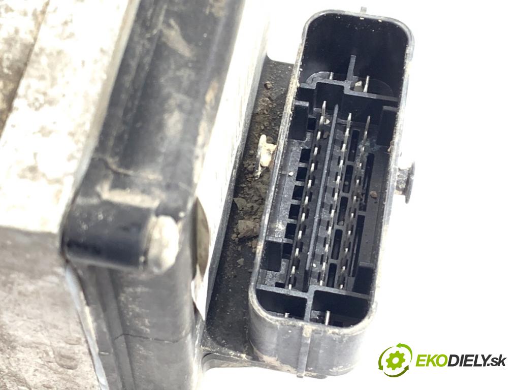 VW PASSAT B6 Kombi 2007 103 kW 2.0 TDI 1968 Pumpa ABS 3C0614109 (Pumpa ABS)