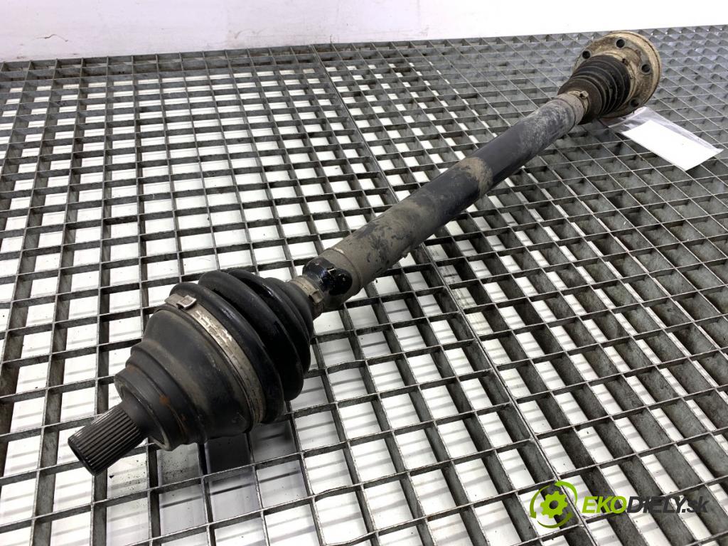 VW PASSAT B6 Kombi 2007 103 kW 2.0 TDI 1968 Poloos pravy predný