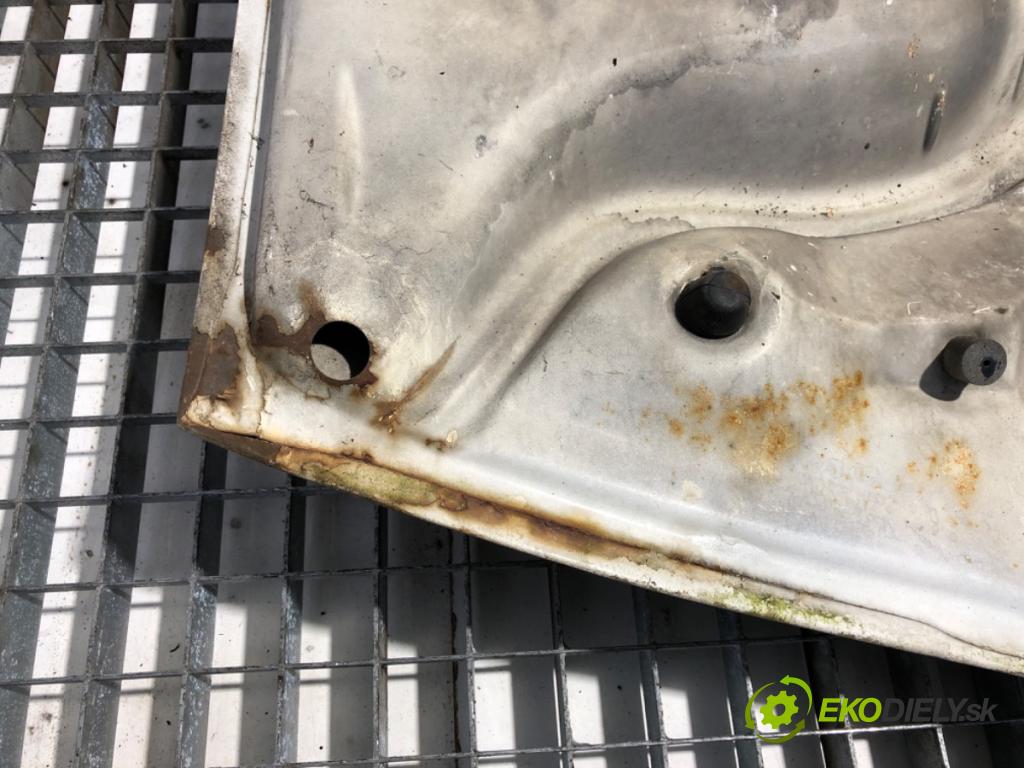 VW TRANSPORTER T4 Autobus 1996 50 kW 1.9 TD 1896 kapota  (Kapota)