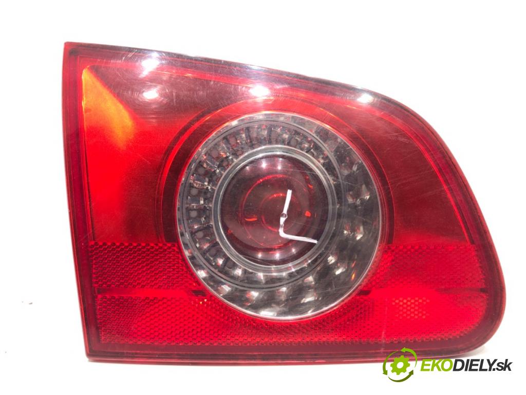 VW PASSAT B6 Kombi 2007 103 kW 2.0 TDI 1968 světlo zadní část levá strana vnitřní 3C9945093 (Klika dveří ostatní)