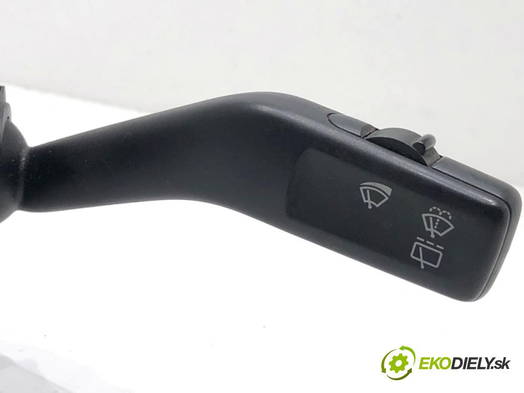 VW PASSAT B6 Kombi 2007 103 kW 2.0 TDI 1968 Prepínač kombinovaný 3C9953507AG (Prepínacie páčky pod volantom)