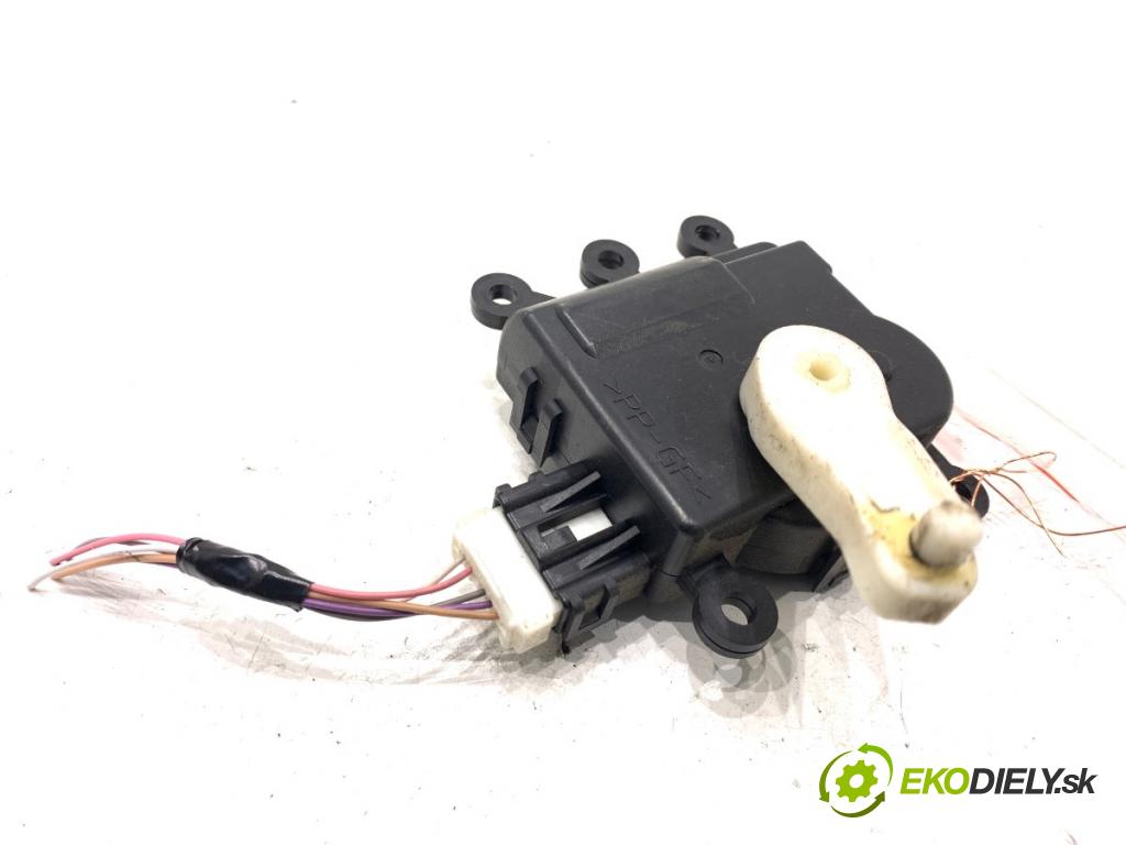 MAZDA 3 BM liftback 2014 88 kW 2.0 1998 motor topení
