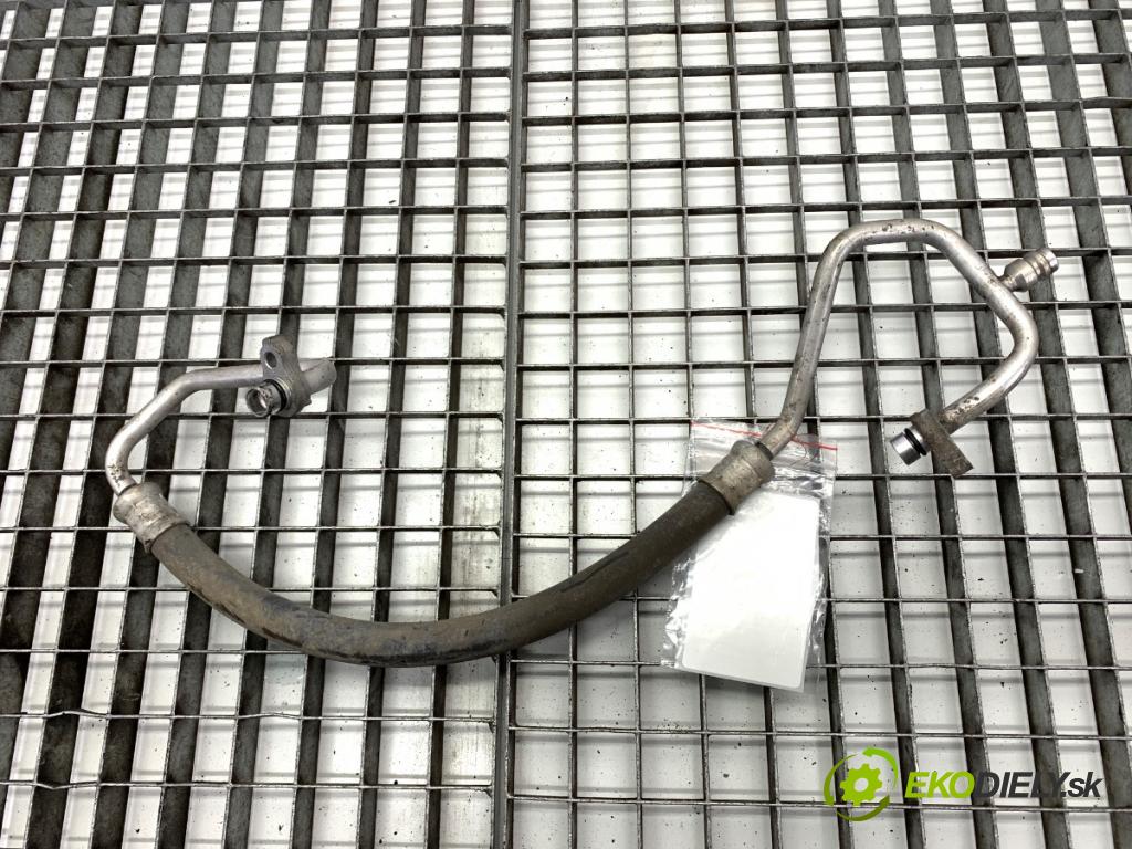 MAZDA 3 BM liftback 2014 88 kW 2.0 1998 rúrka klimatizace  (Trubka klimatizace)