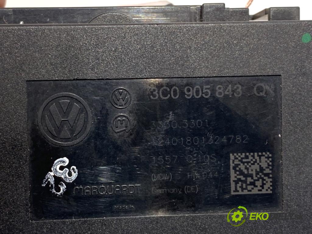 VW PASSAT B6 sedan 2007 77 kW 1.9 TDI 1896 spinačka 3C0905843Q (Spínacia skrinka)