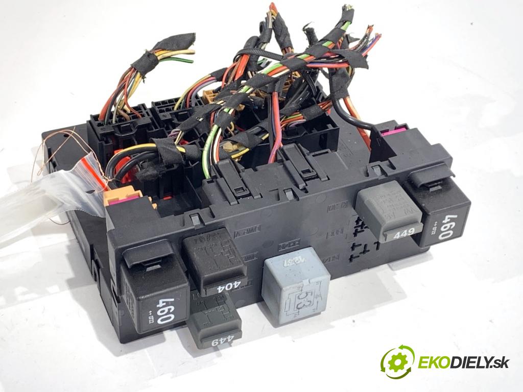 VW PASSAT B6 sedan 2007 77 kW 1.9 TDI 1896 Modul BORDNETZ 3C0937049AD (Riadiaca jednotka ostatné)