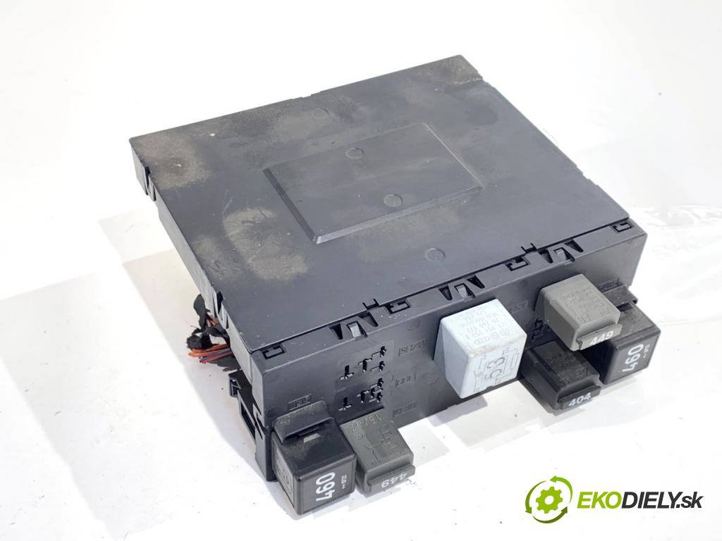 VW PASSAT B6 sedan 2007 77 kW 1.9 TDI 1896 Modul BORDNETZ 3C0937049AD (Riadiaca jednotka ostatné)