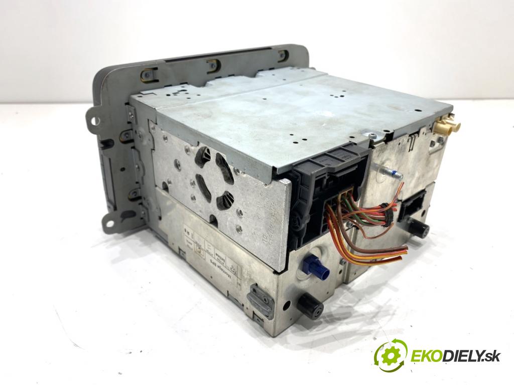 VW TOURAN nadwozie wielkoprzestrzenne (MPV) 2005 103 kW 2.0 TDI 1968 RADIO 1K0035198A (Audio zariadenie)