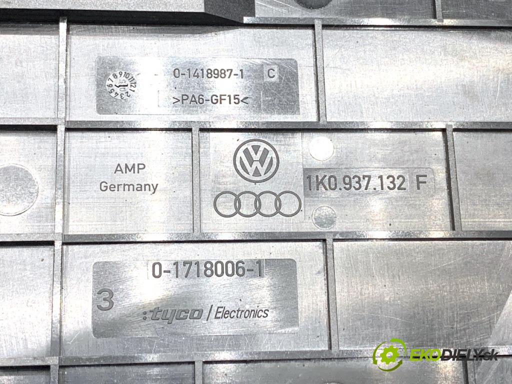 VW TOURAN nadwozie wielkoprzestrzenne (MPV) 2005 103 kW 2.0 TDI 1968 skříňka poistková 1K0937132F (Pojistková skříňka)