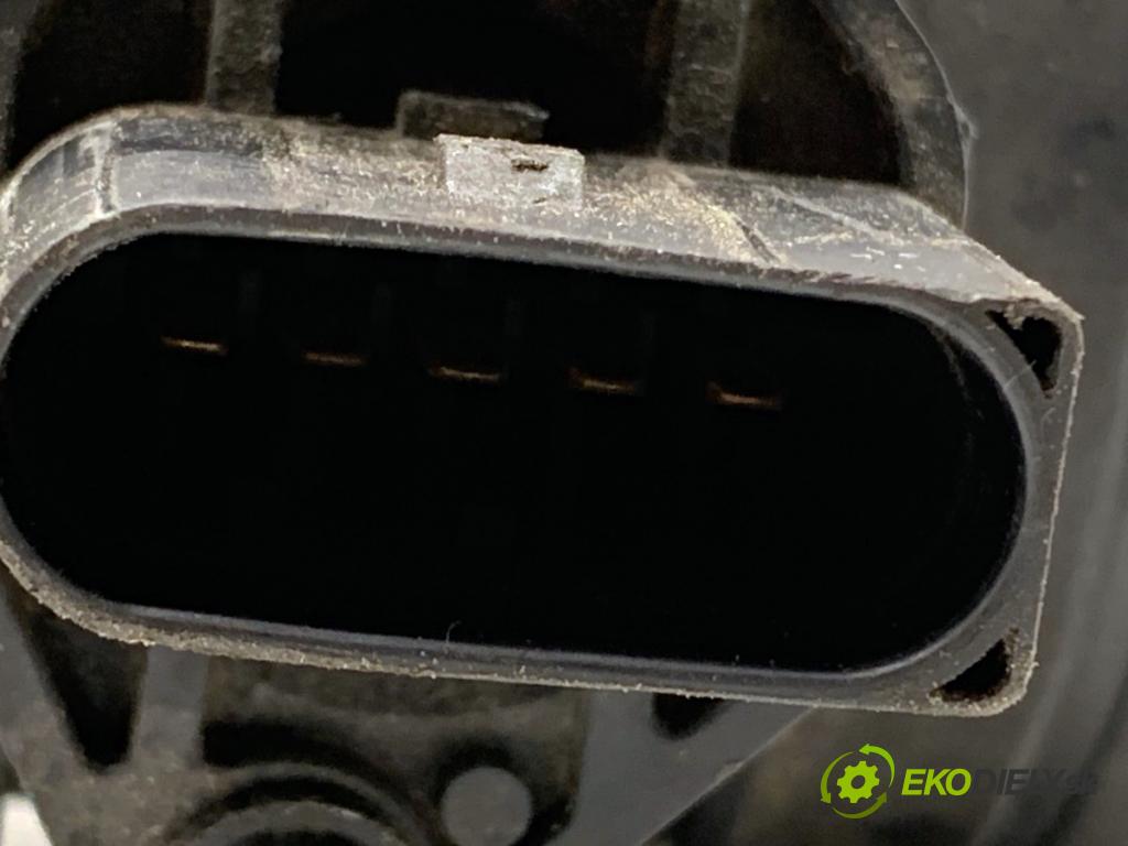 VW TOURAN nadwozie wielkoprzestrzenne (MPV) 2005 103 kW 2.0 TDI 1968 Váha vzduchu 074906461B (Váha vzduchu)