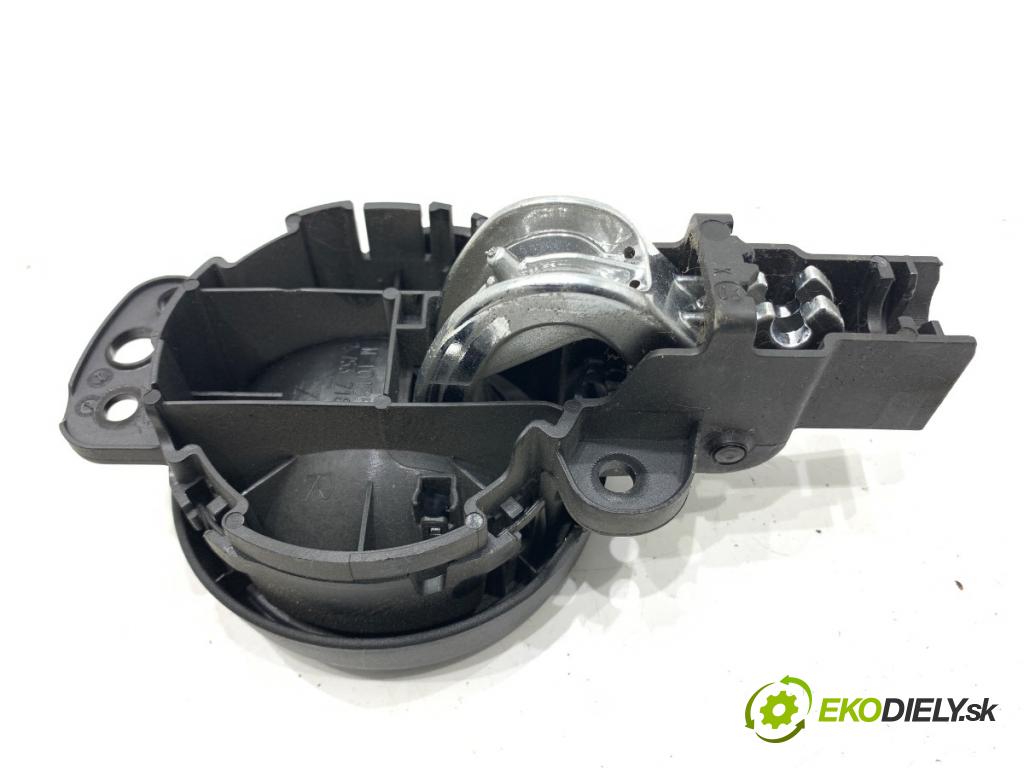 MINI R56 liftback 2007 88 kW Cooper 1598 klika vnitřní pravý přední část 2753718