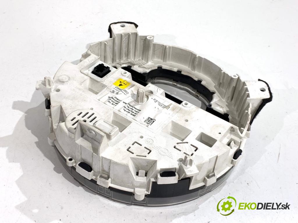 MINI R56 liftback 2007 88 kW Cooper 1598 Prístrojovka  (Prístrojová doska)