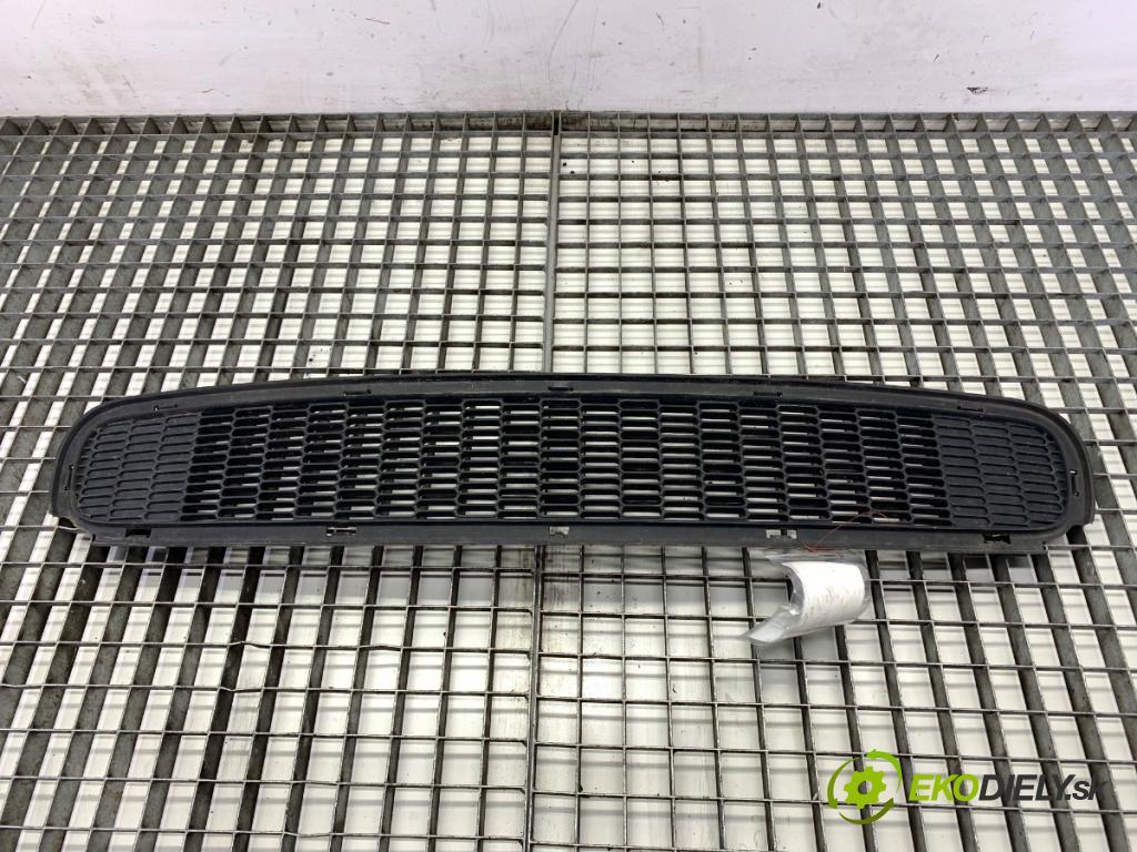MINI R56 liftback 2007 88 kW Cooper 1598 mří nárazníka přední část 2751285 (Přední mřížka (maska chladiče))