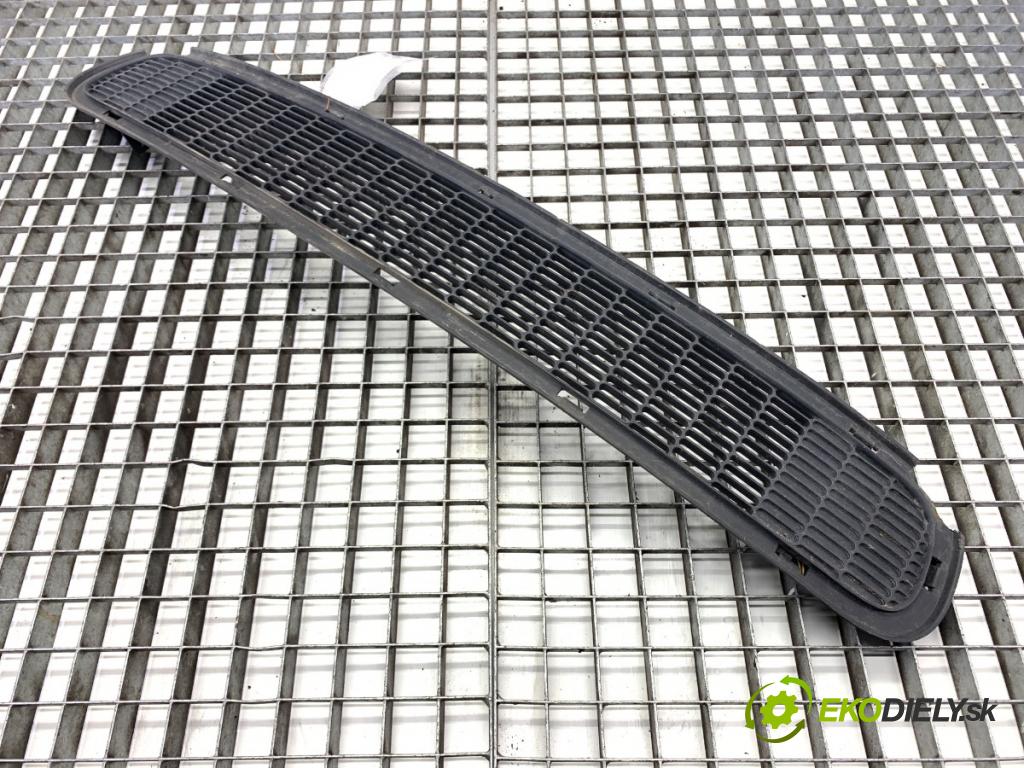 MINI R56 liftback 2007 88 kW Cooper 1598 mří nárazníka přední část 2751285 (Přední mřížka (maska chladiče))
