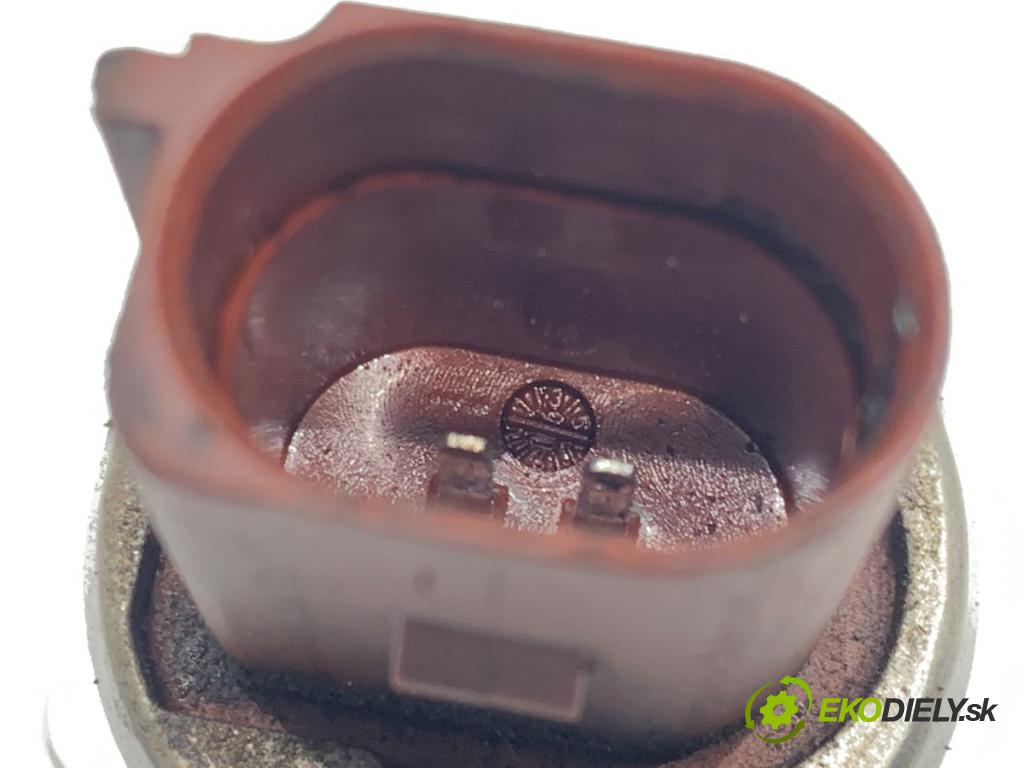 VW TOUAREG SUV 2006 206 kW 3.6 V6 FSI 3597 Snímač variabilný fázy 22100206 (Snímač)