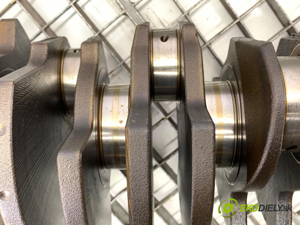 VW TOUAREG SUV 2006 206 kW 3.6 V6 FSI 3597 Kardaň, hriadeľ KLIKA: 071105189D (Blok motora ostatné)