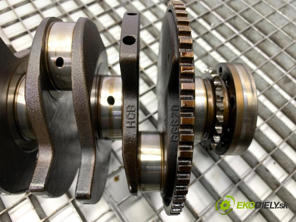 VW TOUAREG SUV 2006 206 kW 3.6 V6 FSI 3597 Kardaň, hriadeľ KLIKA: 071105189D (Blok motora ostatné)