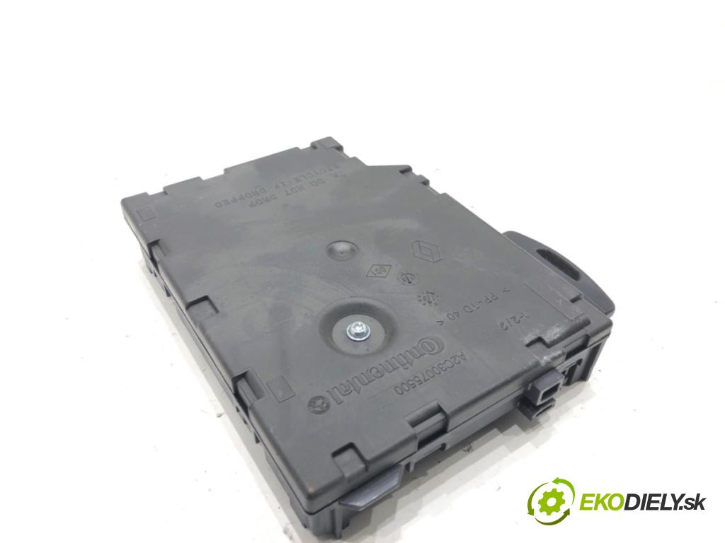 RENAULT CAPTUR I liftback 2018 81 kW 1.5 dCi 110 1461 spinačka 285905280R (Spínacia skrinka)