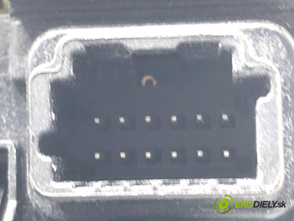 RENAULT CAPTUR I liftback 2018 81 kW 1.5 dCi 110 1461 Prepínač nastavenia spätných zrkadiel 255702886R (Prepínacie páčky pod volantom)