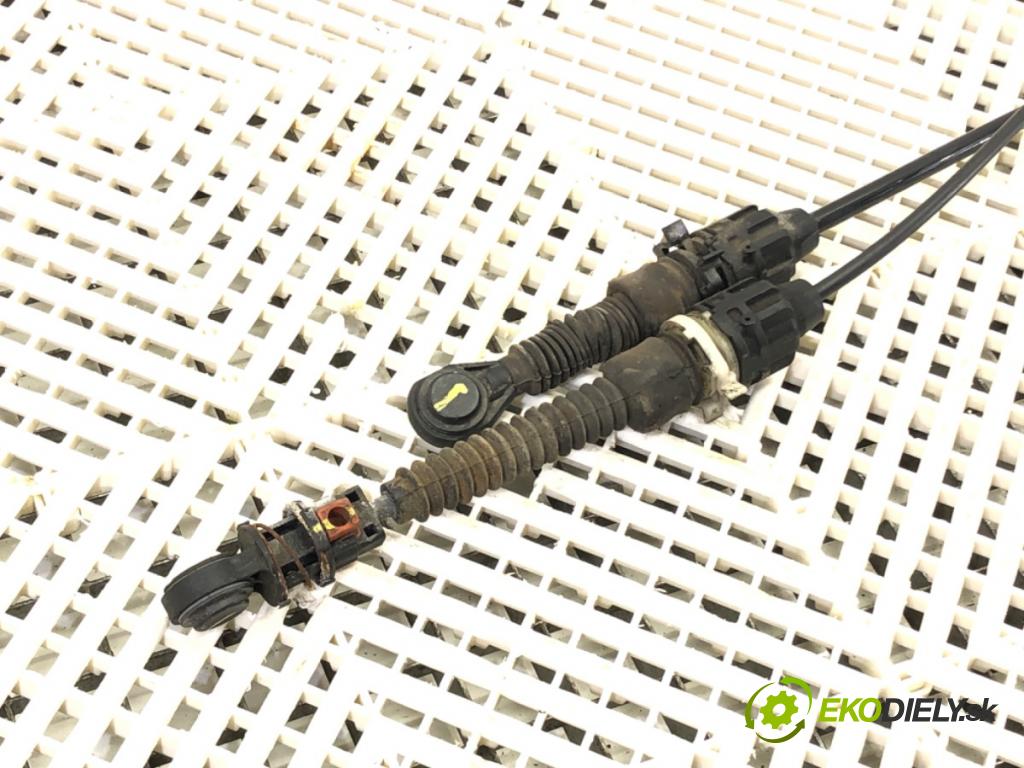 RENAULT CAPTUR I liftback 2018 81 kW 1.5 dCi 110 1461 Kulisa 349016426R (Rýchlostná páka (kulisa))