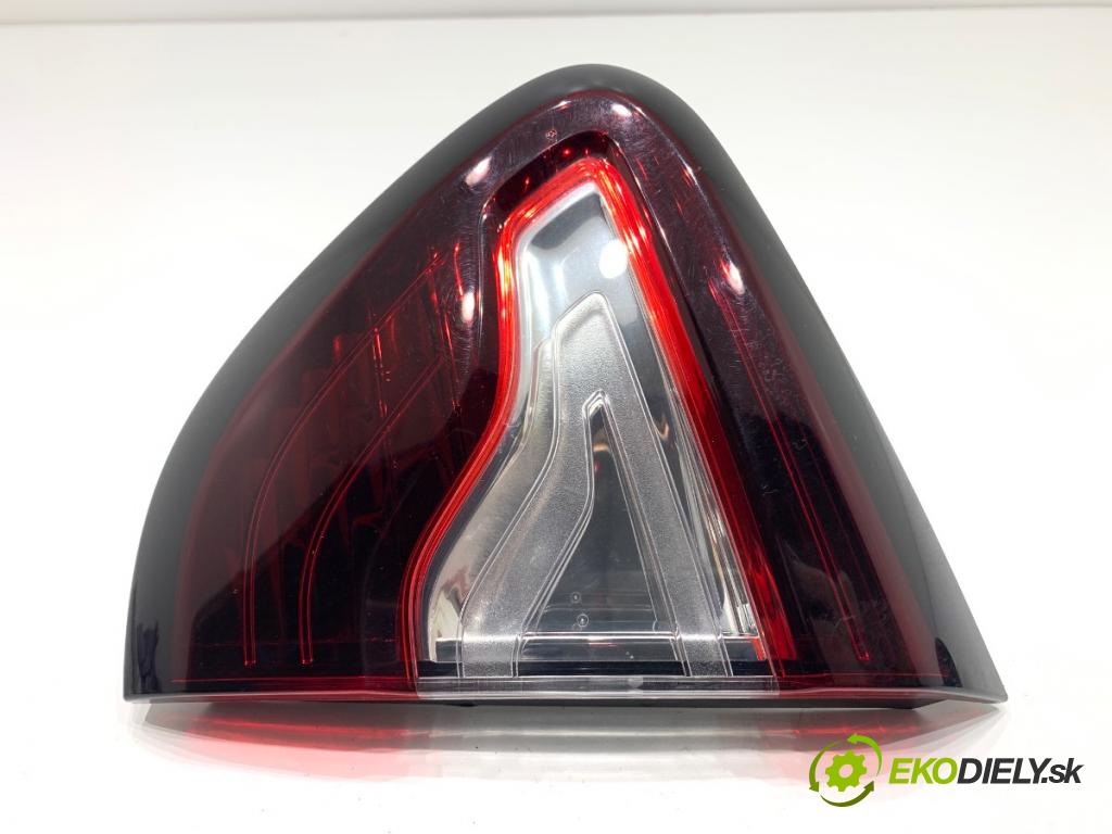 RENAULT CAPTUR I liftback 2018 81 kW 1.5 dCi 110 1461 Svetlo zad pravá vnútorná 265501712R (Kľučka dverí ostatné)