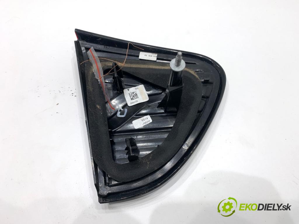 RENAULT CAPTUR I liftback 2018 81 kW 1.5 dCi 110 1461 Svetlo zad pravá vnútorná 265501712R (Kľučka dverí ostatné)
