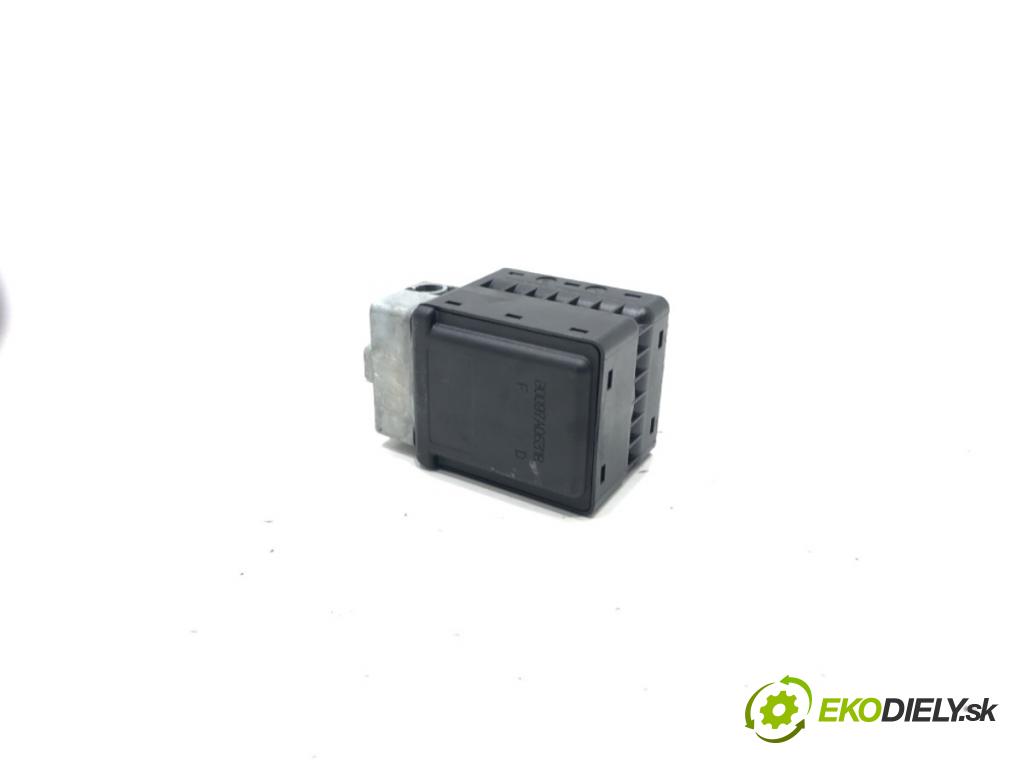 RENAULT CAPTUR I liftback 2018 81 kW 1.5 dCi 110 1461 blokáda volantu 487004399R (Riadenie ostatné)