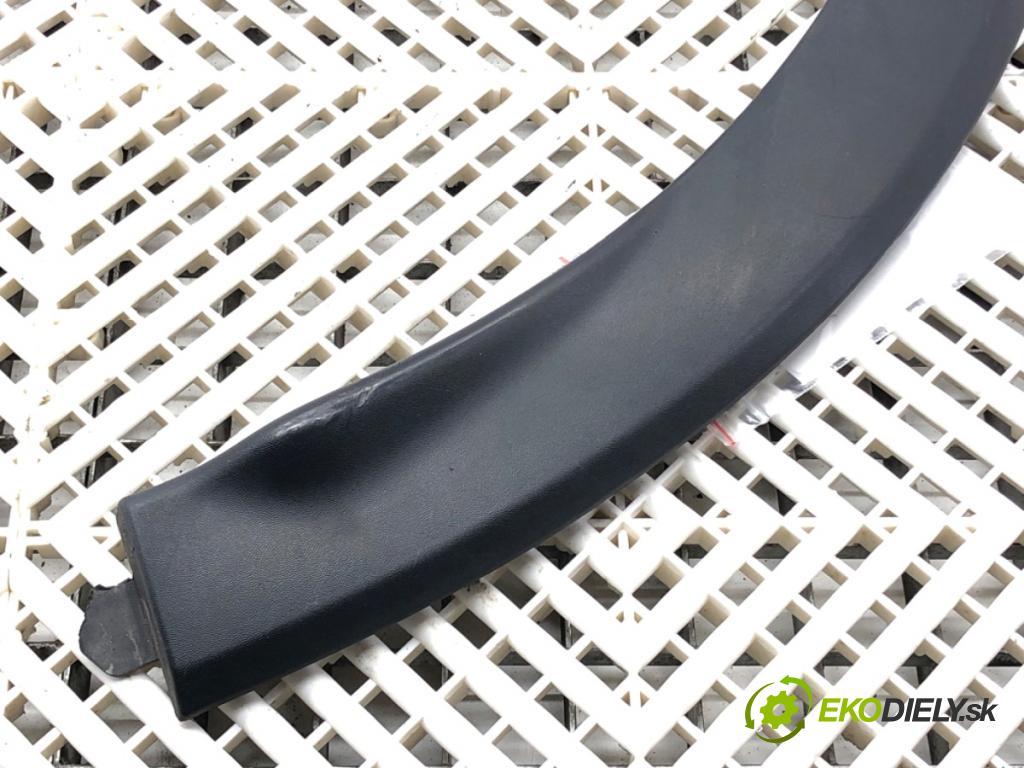 RENAULT CAPTUR I liftback 2018 81 kW 1.5 dCi 110 1461 lišta blatníka zadní část levá strana 788A38847R (Lišta)