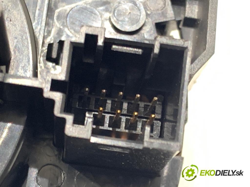 BMW E39 sedan 2001 125 kW 520 i 2171 Krúžok, slimák airbag 8377488 (Airbag)