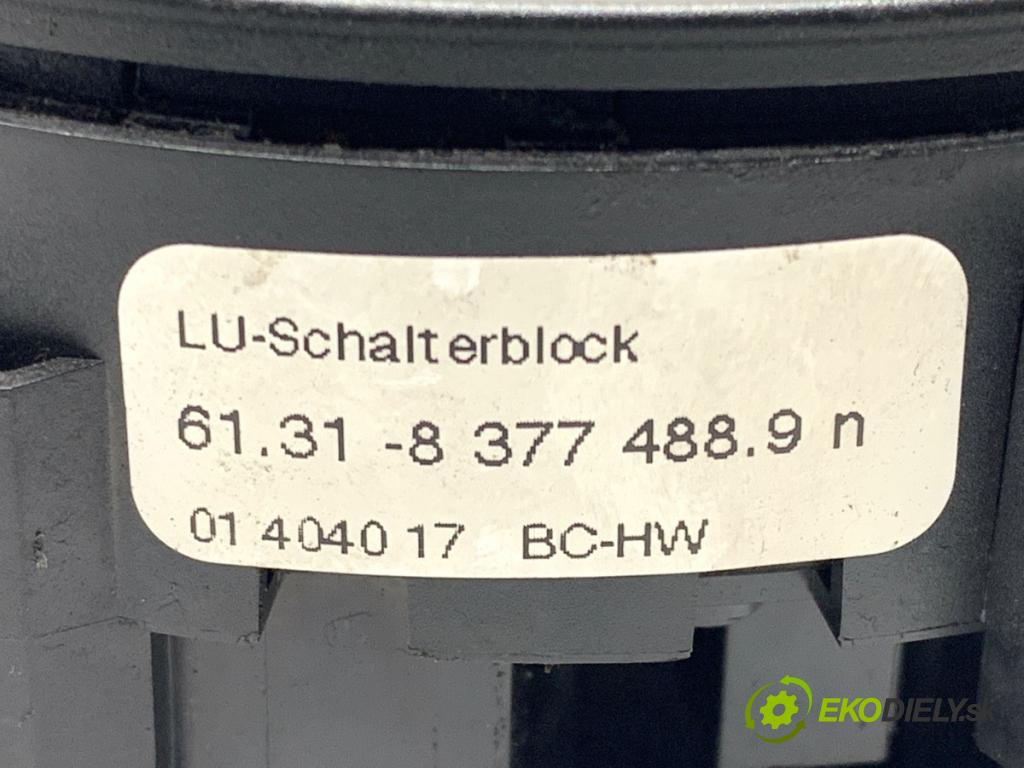 BMW E39 sedan 2001 125 kW 520 i 2171 Krúžok, slimák airbag 8377488 (Airbag)