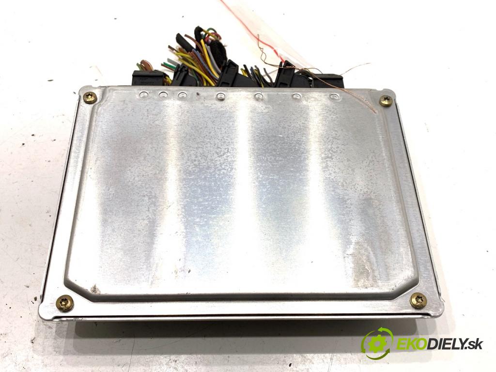 BMW E39 sedan 2001 125 kW 520 i 2171 riadiaca jednotka Motor 7511570 (Riadiaca jednotka)