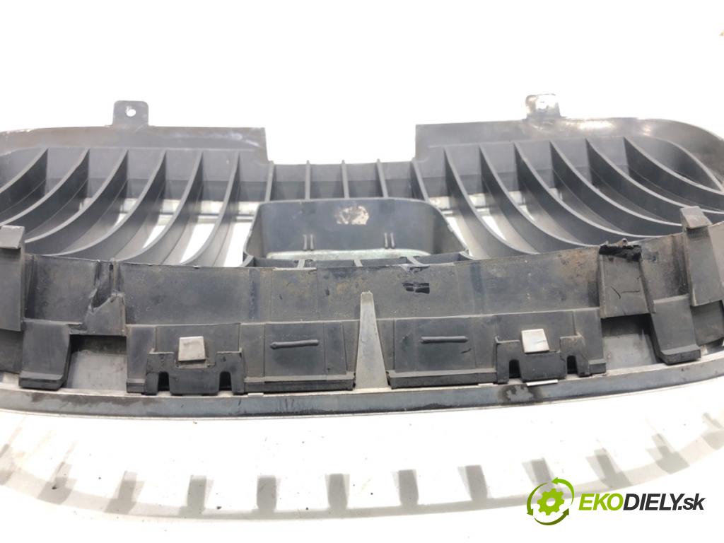 SEAT ALTEA nadwozie wielkoprzestrzenne (MPV) 2005 75 kW 1.6 1595 mřížka maska 5P0853679 (Přední mřížka (maska chladiče))