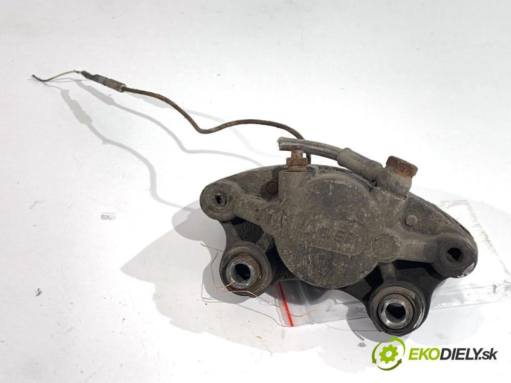 LIGIER XTOO liftback 2006 4 kW 0.5 505 Brzdič strmeň ľavy predný