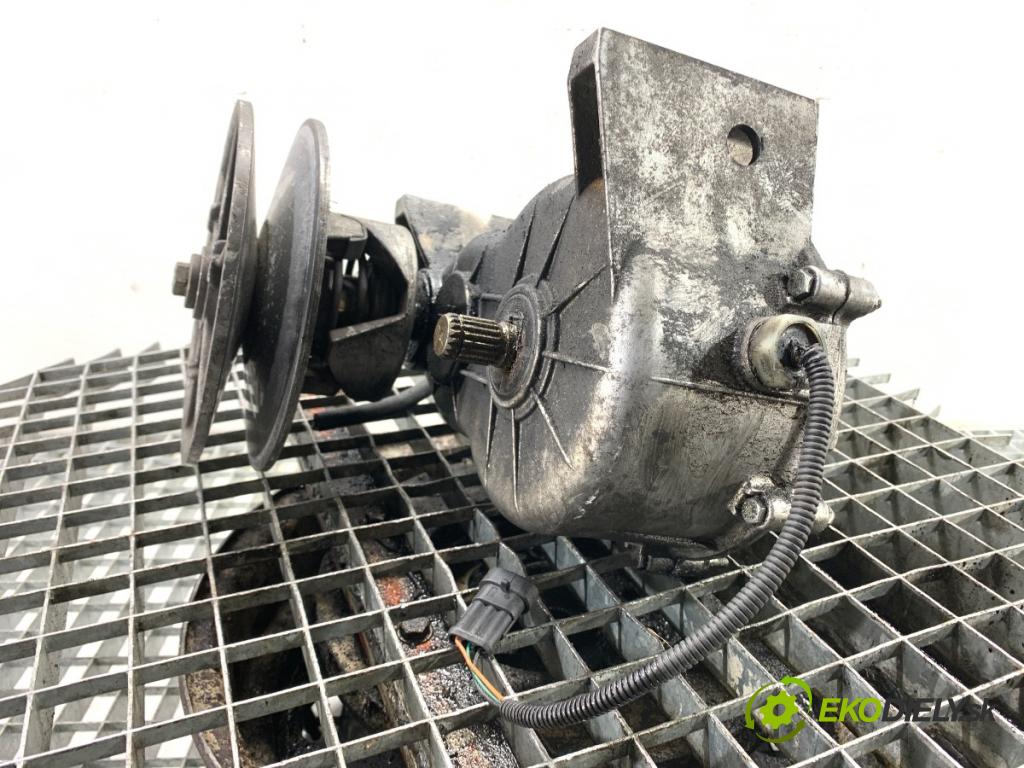 LIGIER XTOO liftback 2006 4 kW 0.5 505 Prevodovka E68052 (Prevodovka)