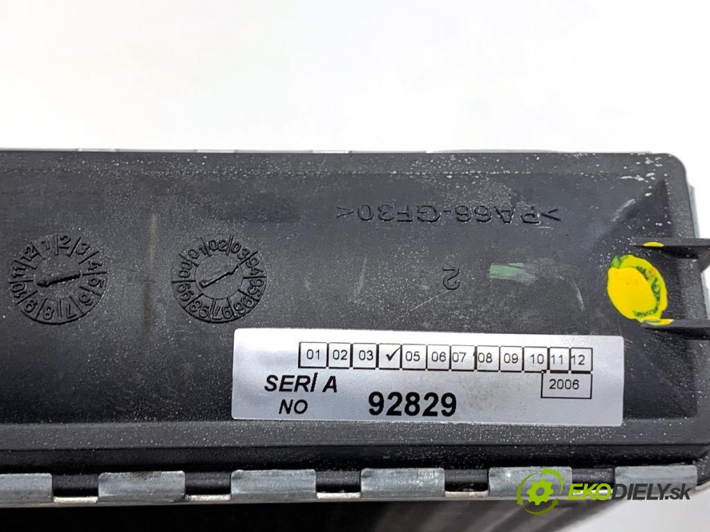 LIGIER XTOO liftback 2006 4 kW 0.5 505 topné těleso radiátor topení  (Radiátor topení)