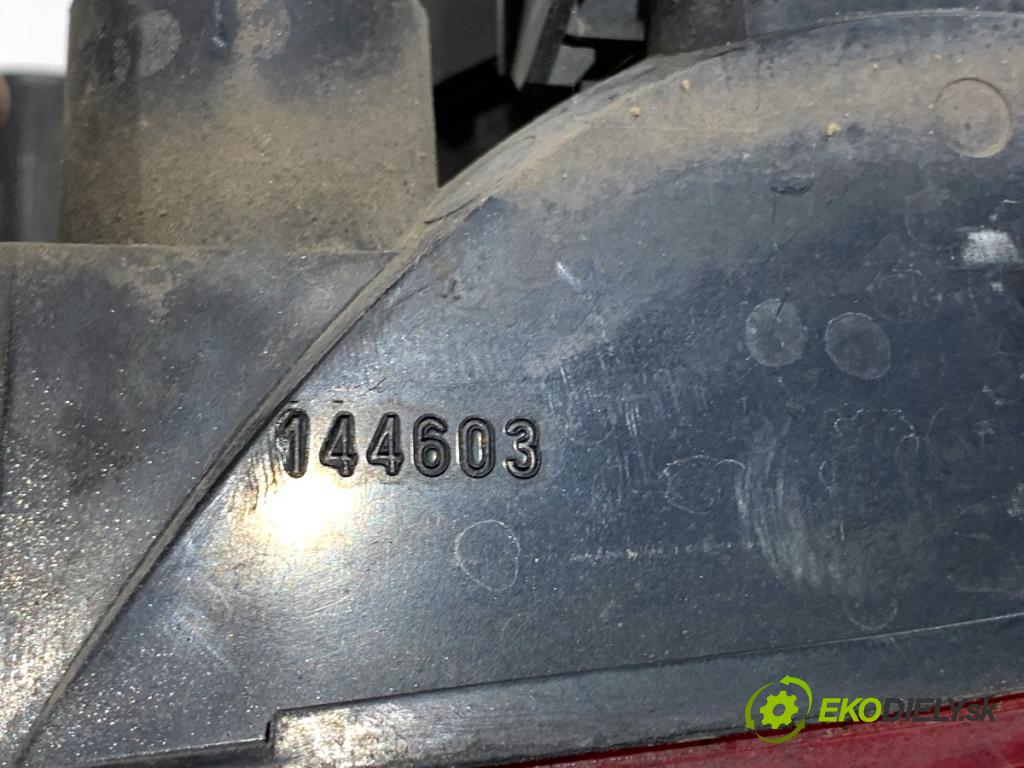 LIGIER XTOO liftback 2006 4 kW 0.5 505 světlo levý zadní část 9657977080