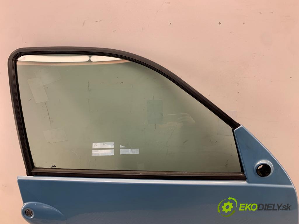 LIGIER XTOO liftback 2006 4 kW 0.5 505 dveře pravý přední část