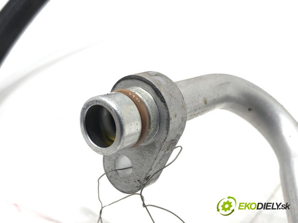 RENAULT CAPTUR I liftback 2018 81 kW 1.5 dCi 110 1461 rúrka klimatizace 924907813R (Trubka klimatizace)