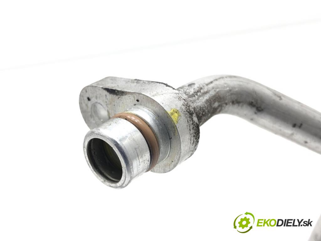 RENAULT CAPTUR I liftback 2018 81 kW 1.5 dCi 110 1461 rúrka klimatizace 924907813R (Trubka klimatizace)