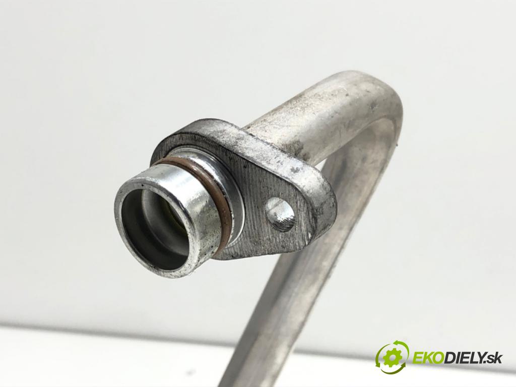 RENAULT CAPTUR I liftback 2018 81 kW 1.5 dCi 110 1461 rúrka klimatizace 924548625R (Trubka klimatizace)